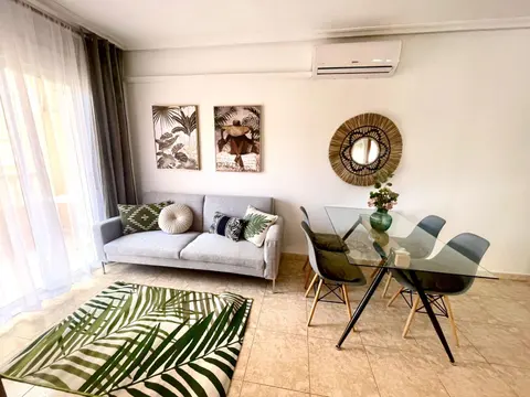 Апартаменты 57 м², Торревьеха