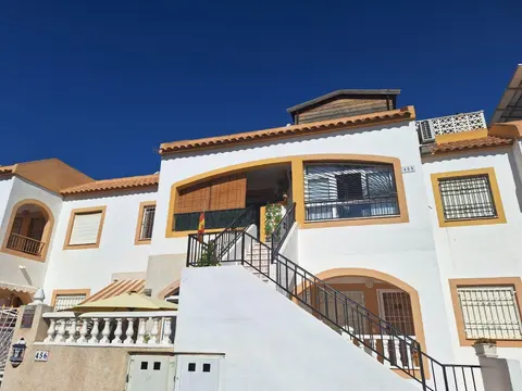 Бунгало, верхний этаж 54 м², Торревьеха, фото 2