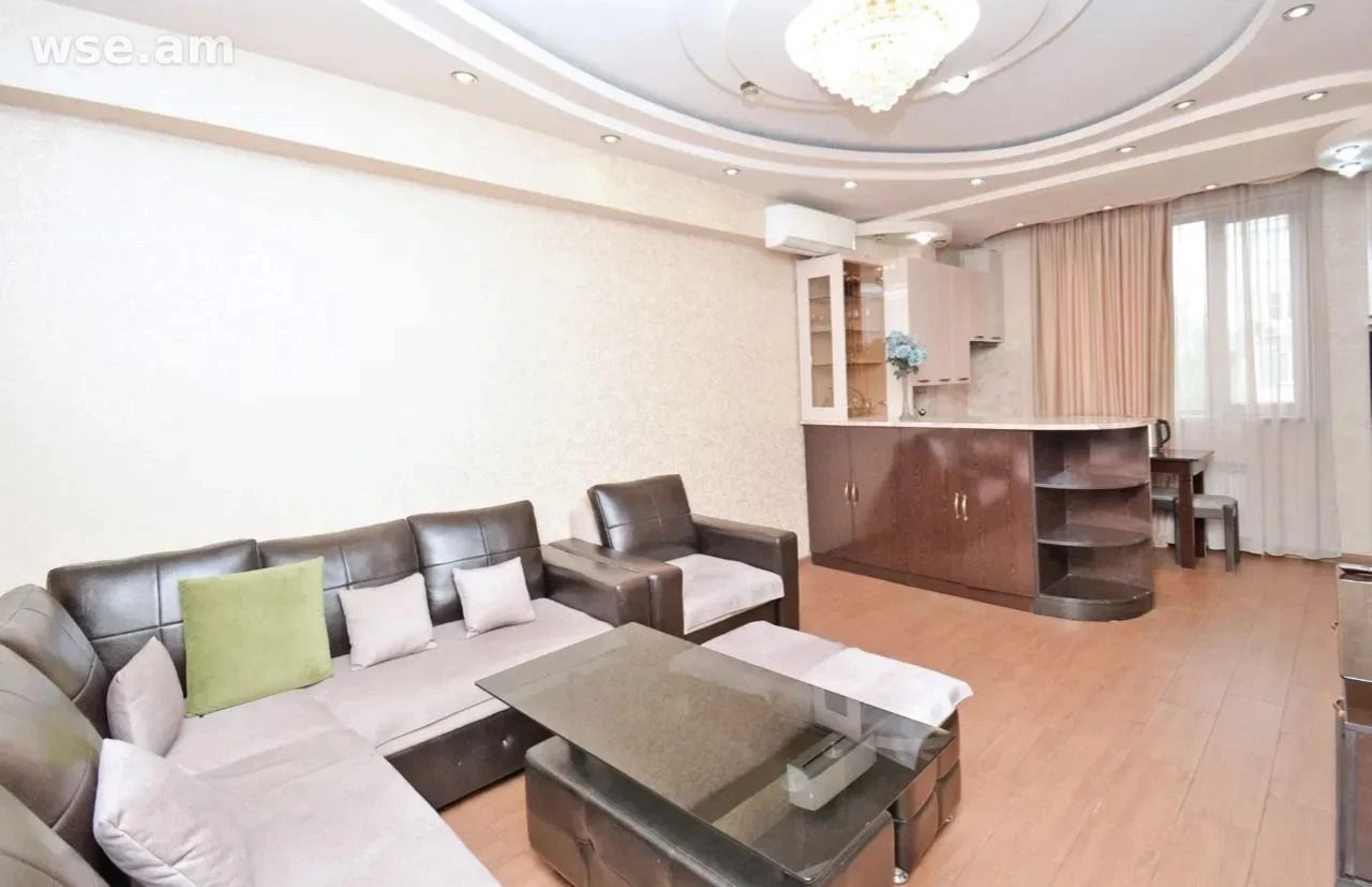 2-ΠΊΠΎΠΌΠ½. ΠΊΠ²Π°ΡΡΠΈΡΠ°, 52ΠΌΒ², ΡΠ»ΠΈΡΠ° ΠΠΌΠΈΡΡΠ½Π° 14 β 1Β 190 $ | WSE.AM