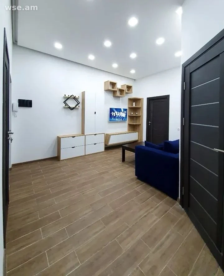 3-ΠΊΠΎΠΌΠ½. ΠΊΠ²Π°ΡΡΠΈΡΠ°, 65ΠΌΒ², ΡΠ»ΠΈΡΠ° ΠΡΡΠΊΠΈΠ½Π° 33 β 1Β 100 $ | WSE.AM