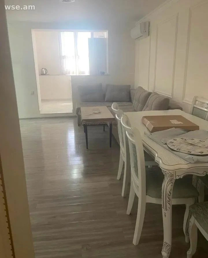 1-ΠΊΠΎΠΌΠ½. ΠΊΠ²Π°ΡΡΠΈΡΠ°, 42ΠΌΒ², ΡΠ»ΠΈΡΠ° ΠΠ°ΡΠΈΠ½Π΄ΠΆΠ°Π³ΡΠ½Π° 186 β 200Β 000 Φ | WSE.AM