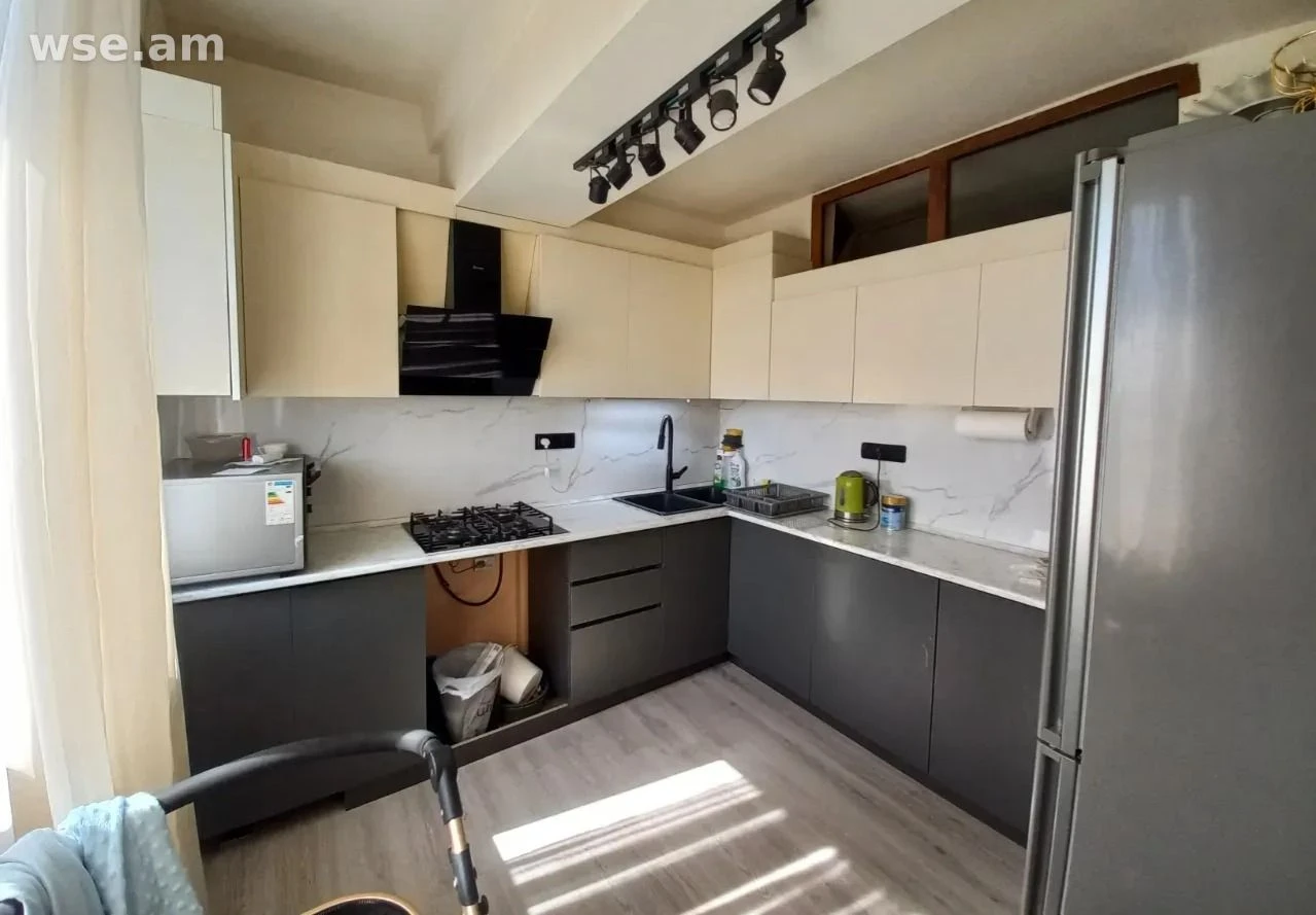 2-ΠΊΠΎΠΌΠ½. ΠΊΠ²Π°ΡΡΠΈΡΠ°, 44ΠΌΒ², ΡΠ»ΠΈΡΠ° ΠΡΠ°ΡΡΠ½Π° 1-ΠΉ ΠΏΠ΅ΡΠ΅ΡΠ»ΠΎΠΊ β 65Β 000 $ | WSE.AM