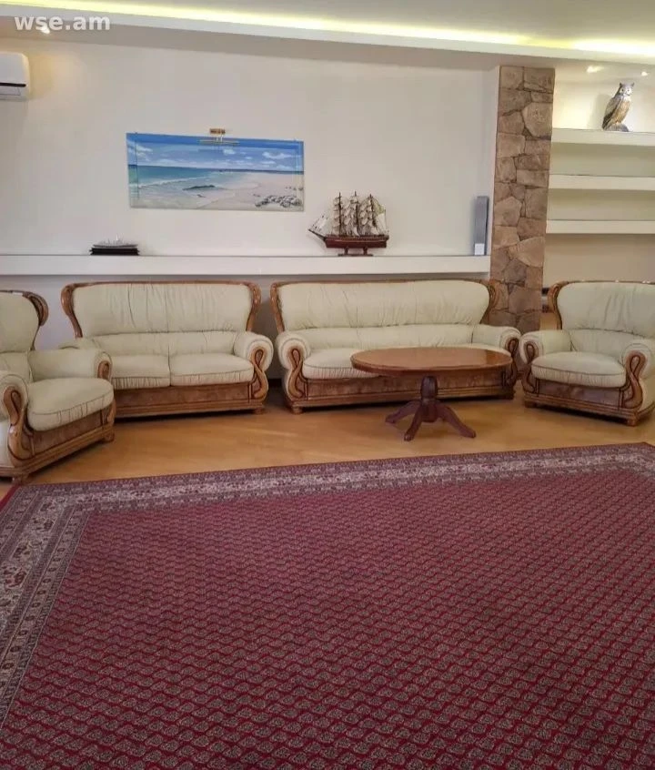 3-ΠΊΠΎΠΌΠ½. ΠΊΠ²Π°ΡΡΠΈΡΠ°, 165ΠΌΒ², ΡΠ»ΠΈΡΠ° ΠΠΌΠΈΡΡΠ½Π° 27/1 β 950Β 000 Φ | WSE.AM