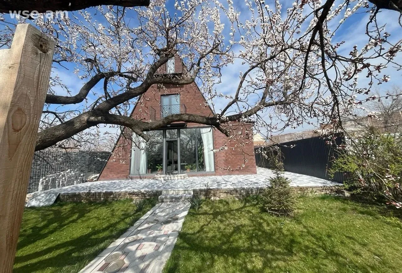 4-комн. дом, 155м², улица Эребуни — 180 000 $ | WSE.AM