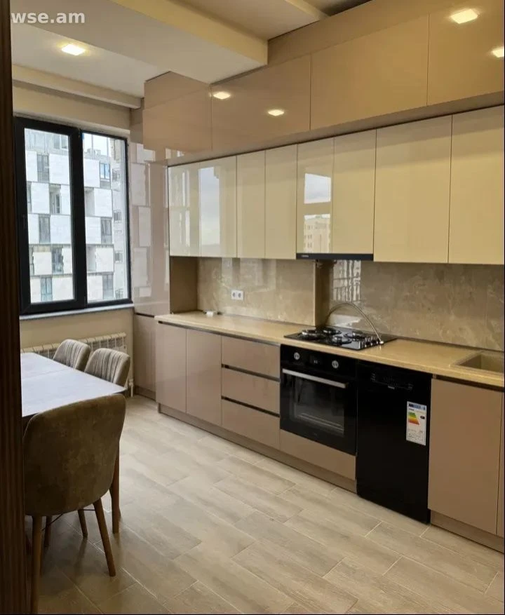 3-ΠΊΠΎΠΌΠ½. ΠΊΠ²Π°ΡΡΠΈΡΠ°, 70ΠΌΒ², ΡΠ»ΠΈΡΠ° ΠΠΈΡΠΊΠ° ΠΠ΅ΡΠΊΠΎΡΡΠ½Π° 29/14 β 320Β 000 Φ | WSE.AM