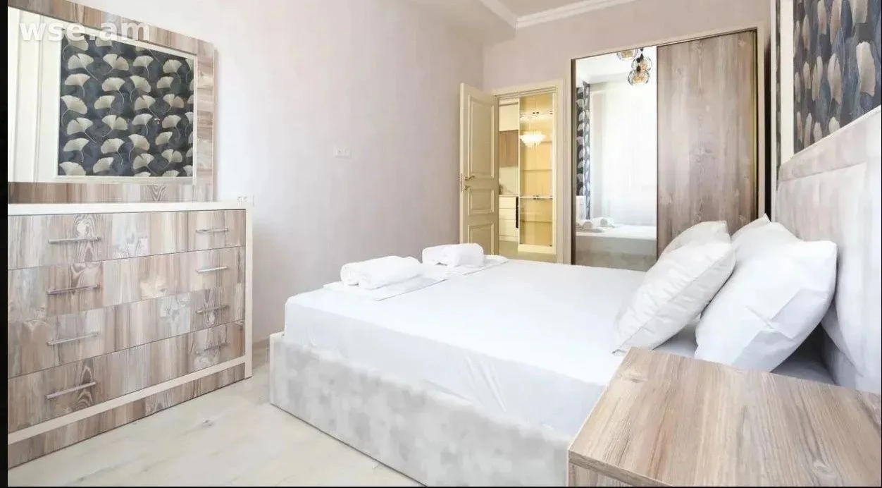 3-ΠΊΠΎΠΌΠ½. ΠΊΠ²Π°ΡΡΠΈΡΠ°, 80ΠΌΒ², ΡΠ»ΠΈΡΠ° ΠΠΌΠΈΡΡΠ½Π° 4/2 β 900Β 000 Φ | WSE.AM