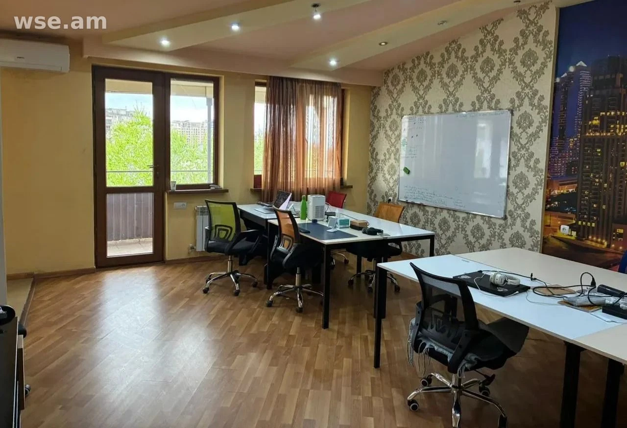 3-комн. квартира, 110м², проспект Месропа Маштоца 37 — 1 000 $ | WSE.AM