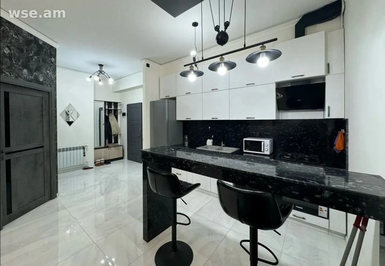 3-ΠΊΠΎΠΌΠ½. ΠΊΠ²Π°ΡΡΠΈΡΠ°, 60ΠΌΒ², ΡΠ»ΠΈΡΠ° ΠΠΈΠΊΠΎΠ³Π°ΠΎΡΠ° ΠΠ΄ΠΎΠ½ΡΠ° 19/8 β 320Β 000 Φ | WSE.AM