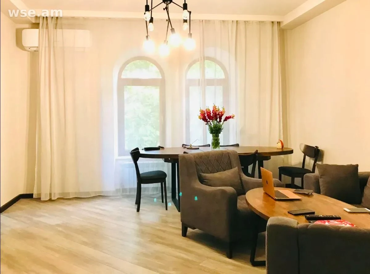 3-ΠΊΠΎΠΌΠ½. ΠΊΠ²Π°ΡΡΠΈΡΠ°, 90ΠΌΒ², Π£Π»ΠΈΡΠ° Π¨ΠΈΡΠ²Π°Π½Π·Π°Π΄Π΅ 15 β 450Β 000 Φ | WSE.AM