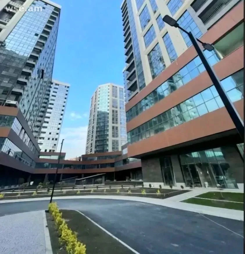 2-комн., 73 м², 16/17 эт., Проспект Комитаса 59/12