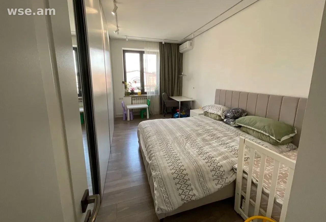 4-room, 110 m², 5/5 floor, Komitas avenue 58