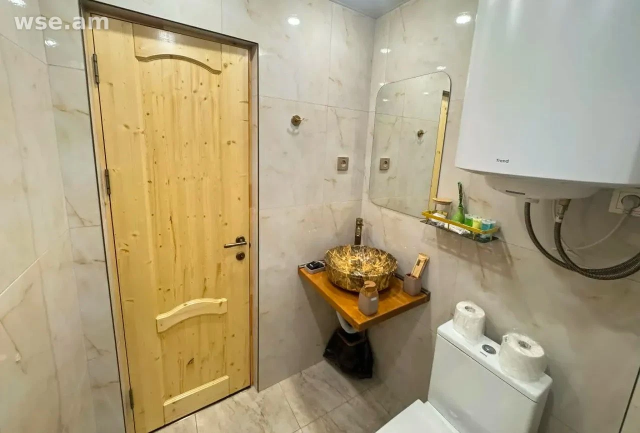 2-комн., 60 м², 2/6 эт., Саят-Нова 17