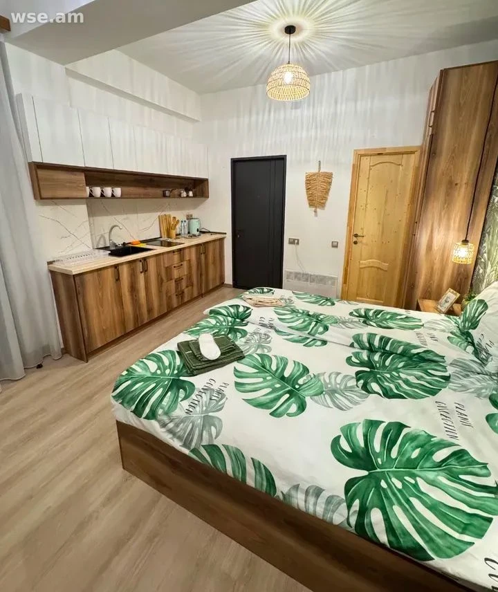 2-комн., 60 м², 2/6 эт., Саят-Нова 17
