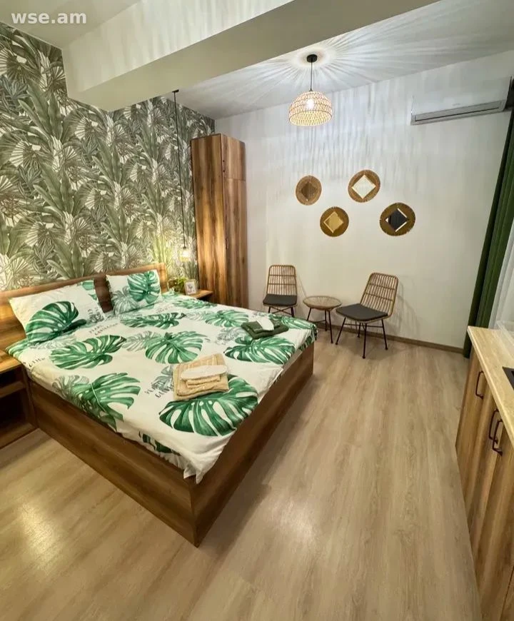 2-комн., 60 м², 2/6 эт., Саят-Нова 17