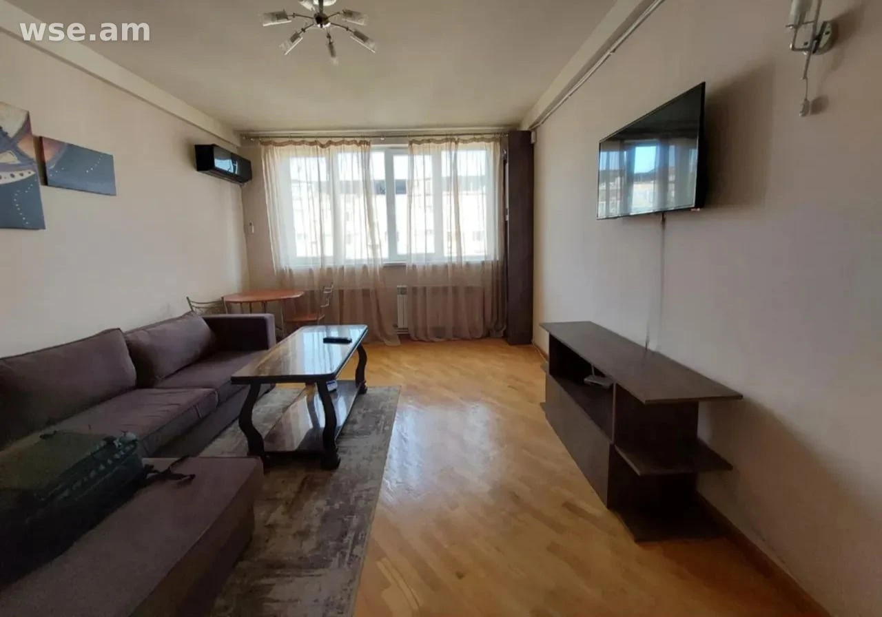 2-комн., 45 м², 8/9 эт., Улица Казара Парпеци, Ереван