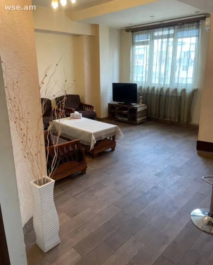 1-комн., 41 м², 8/9 эт., улица Агаяна 9