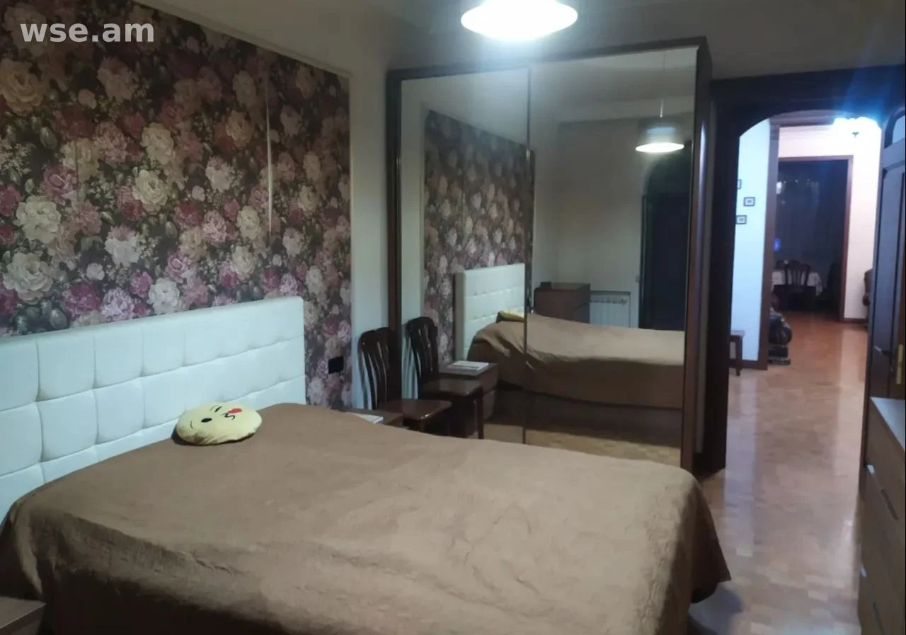 3-комн., 70 м², 3/4 эт., улица Сисакяна 12