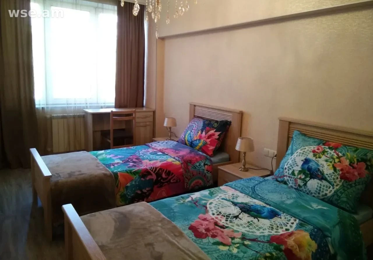 3-комн., 90 м², 4/10 эт., улица Туманяна