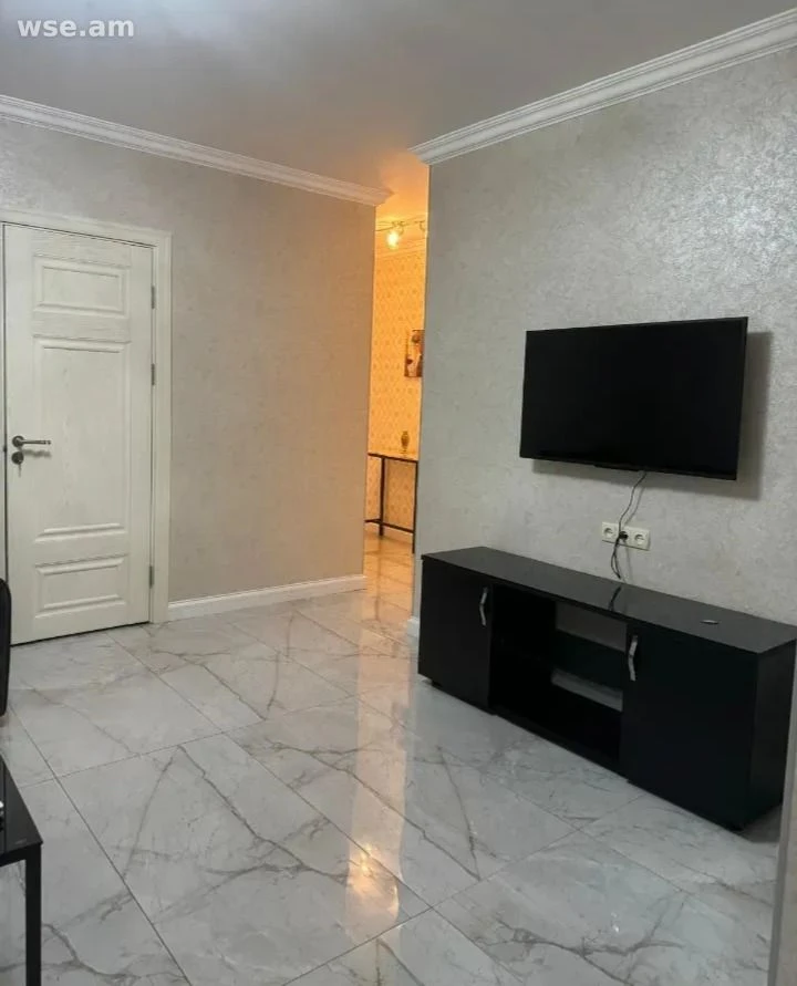 3-комн., 90 м², 4/10 эт., улица Туманяна