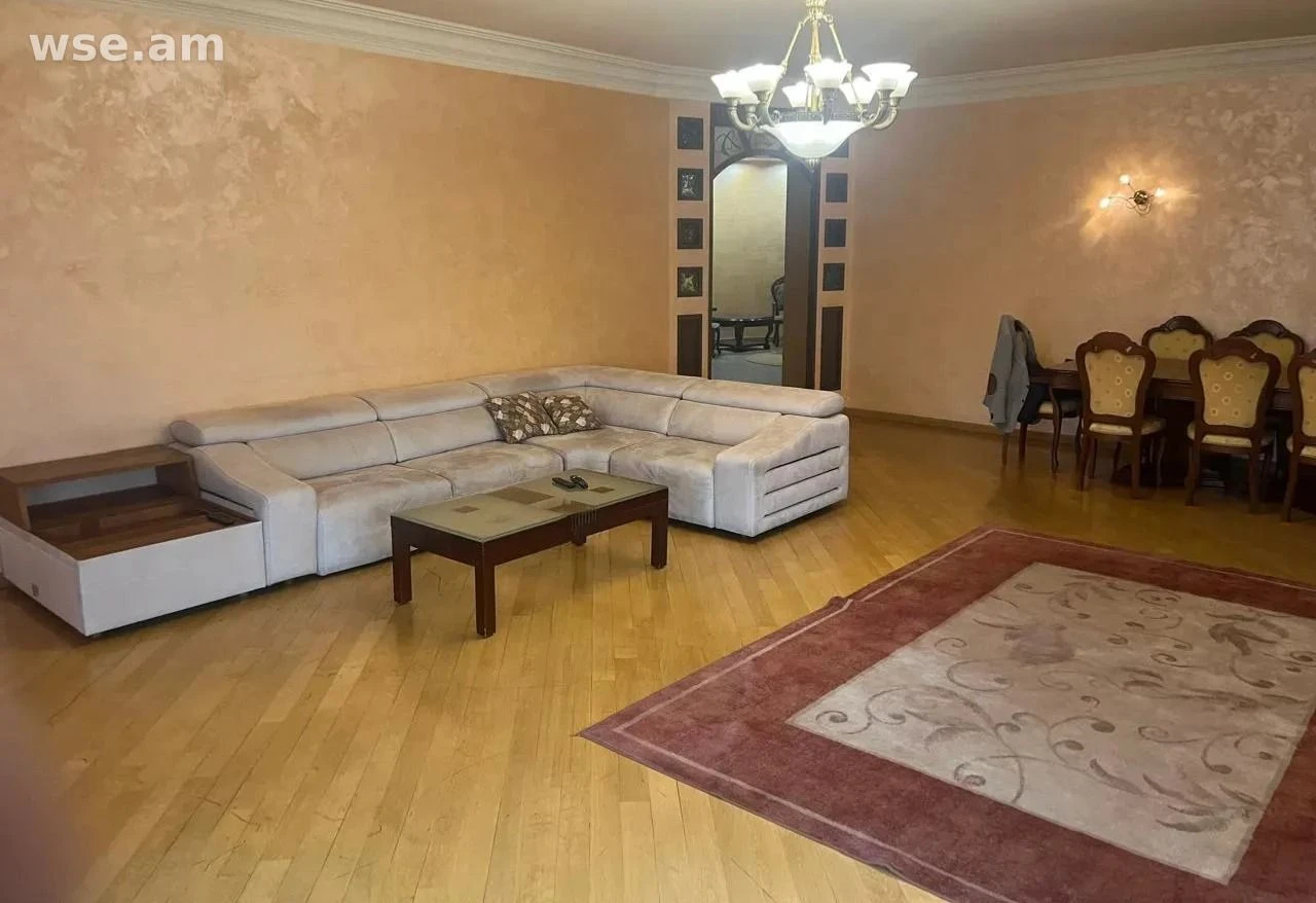 4-комн., 200 м², 5/11 эт., улица Терьяна 66