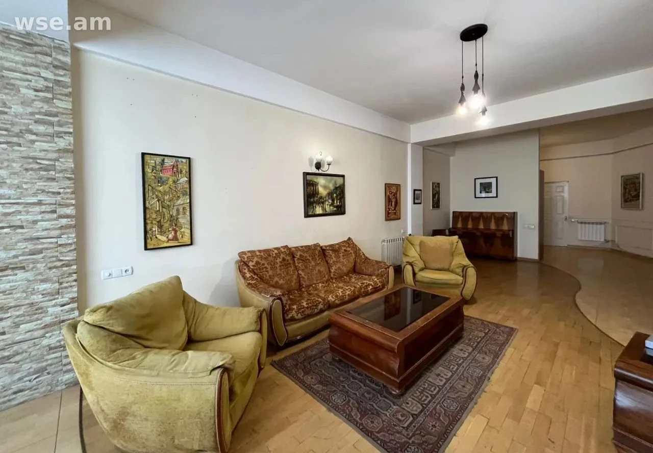 4-комн., 135 м², 4/11 эт., улица Сарьяна 6