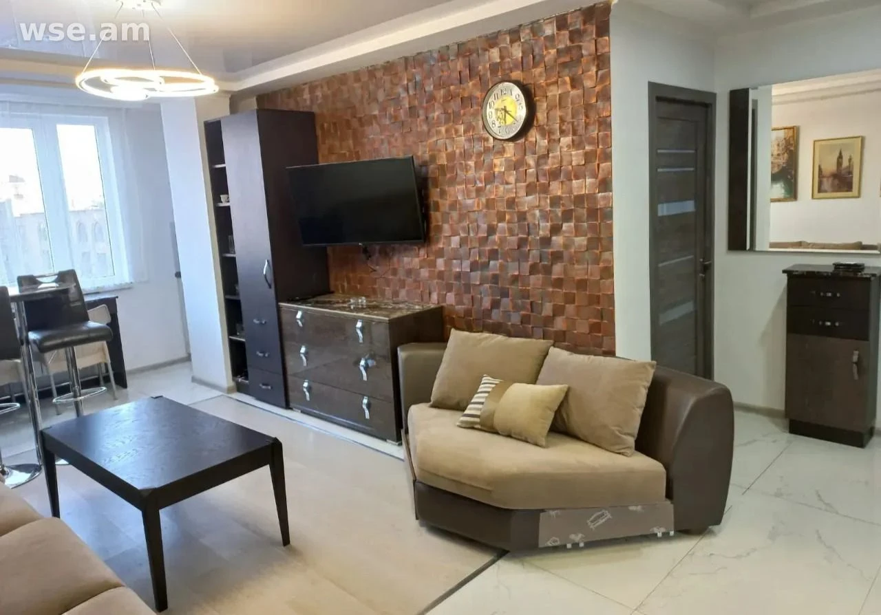 2-комн., 50 м², 5/10 эт., улица Агатангегоси 7