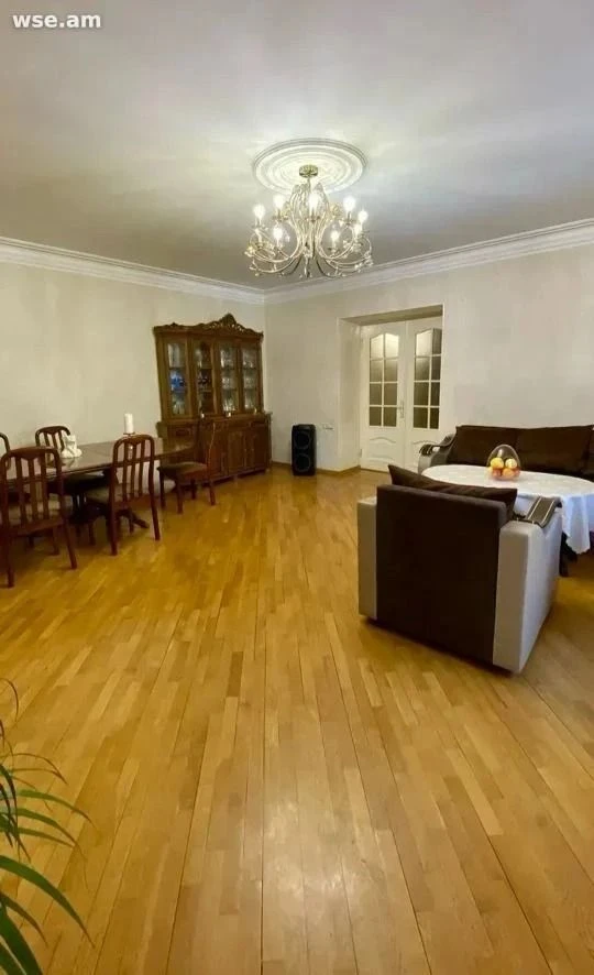 4 սենյականոց, 120 քմ, 3/5 հարկ, Վրացական փողոց 21