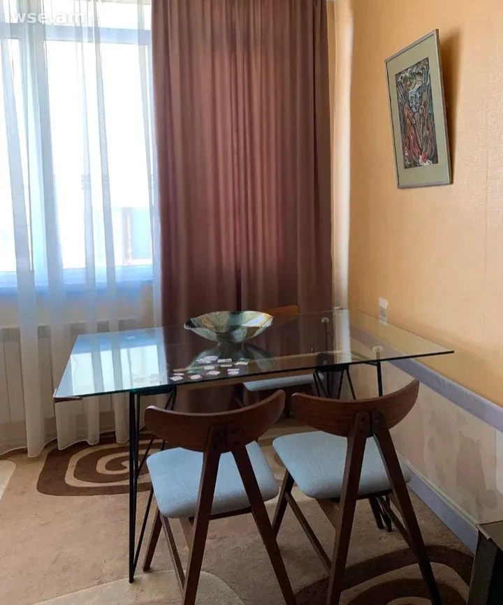 2-комн., 57 м², 3/5 эт., улица Авета Аветисяна 21