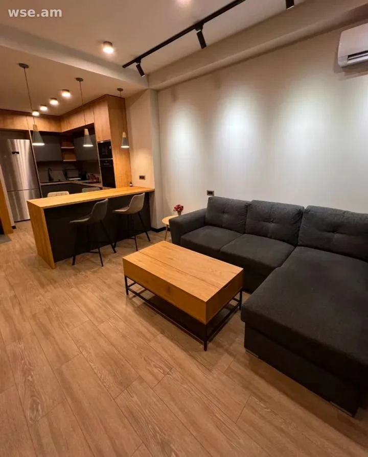 2-комн., 65 м², 10/18 эт., тупик Нерсисяна 3
