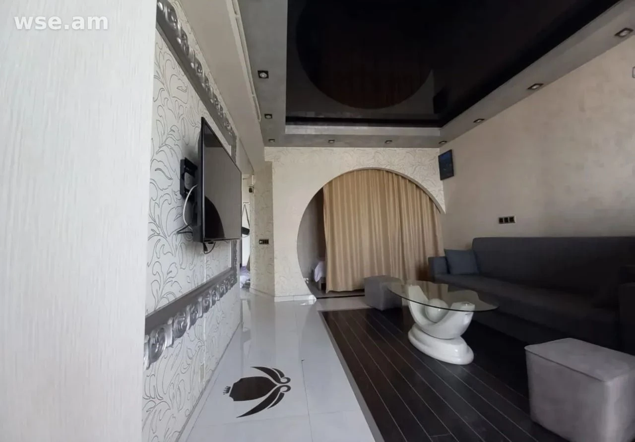 2-комн., 40 м², 5/9 эт., улица Рафаэля Лемкина