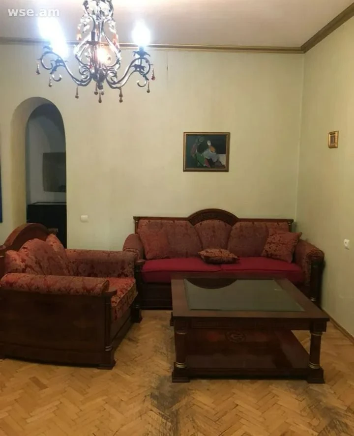 2-комн., 77 м², 5/5 эт., улица Пушкина 43