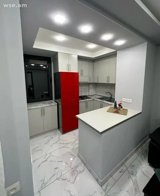 2-комн., 80 м², 2/8 эт., улица Карапета Улнеци