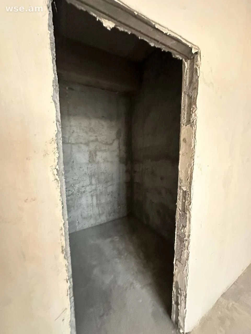 4 սենյականոց, 170 քմ, 2 հարկանի, Եղվարդի խճուղի 111