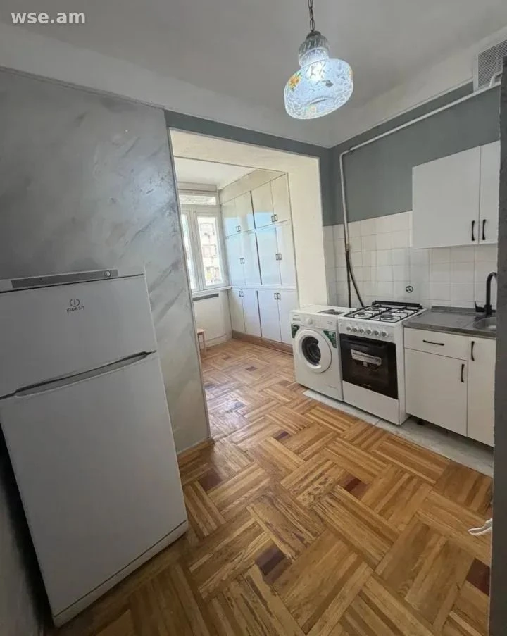 2-комн., 44 м², 5/5 эт., проспект Комитаса 24