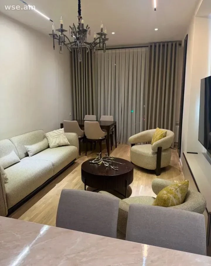 2-комн., 56 м², 4/14 эт., улица Врацакан