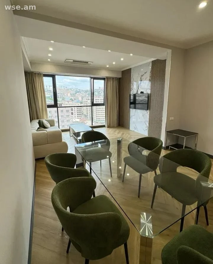 3-комн., 90 м², 13/20 эт., улица Пушкина