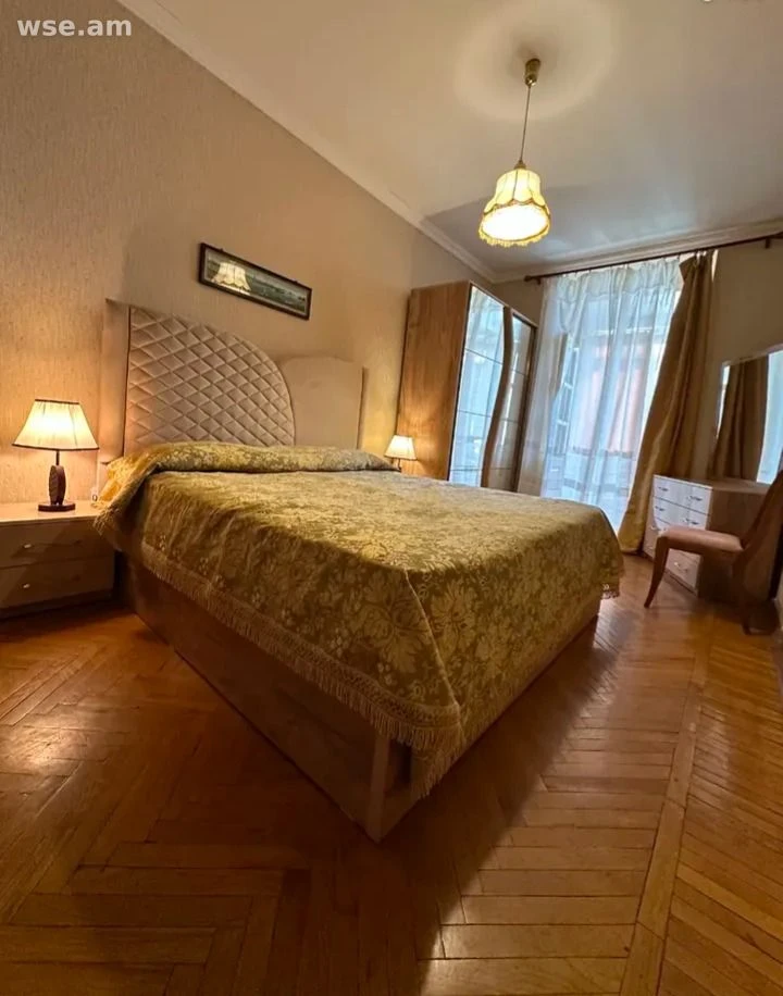 4-комн., 90 м², 3/4 эт., улица Амиряна 13