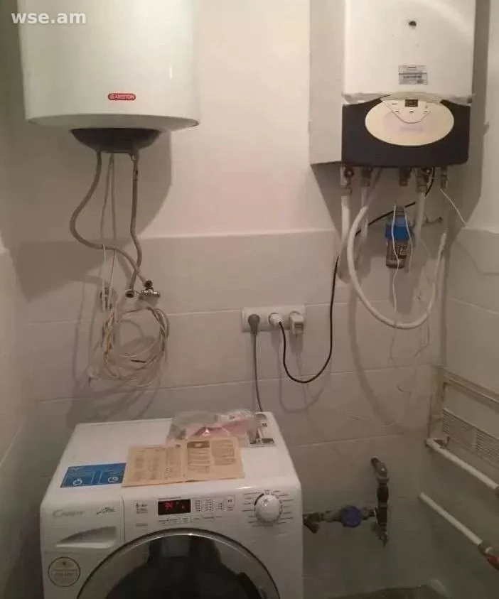 4 սենյականոց, 300 քմ, 2 հարկանի, Նորքի 17 - րդ փողոցի 1 - ին նրբանցք