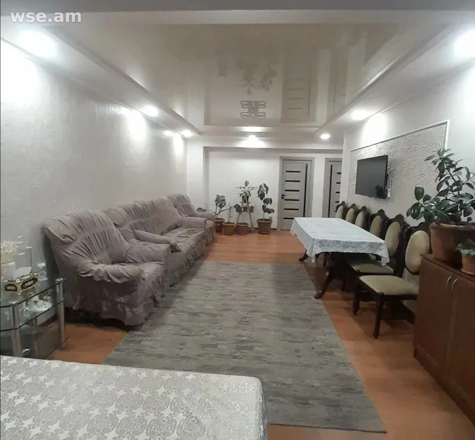 4-комн., 71 м², 1/9 эт., улица Рубинянц