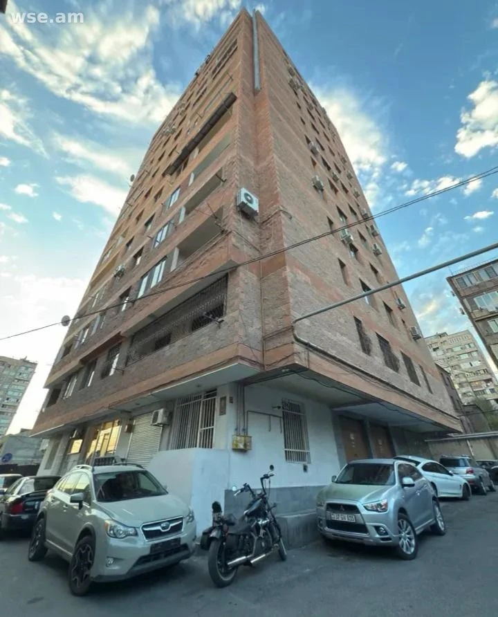2-комн., 90 м², 7/14 эт., улица Виктора Амбарцумяна 14/4