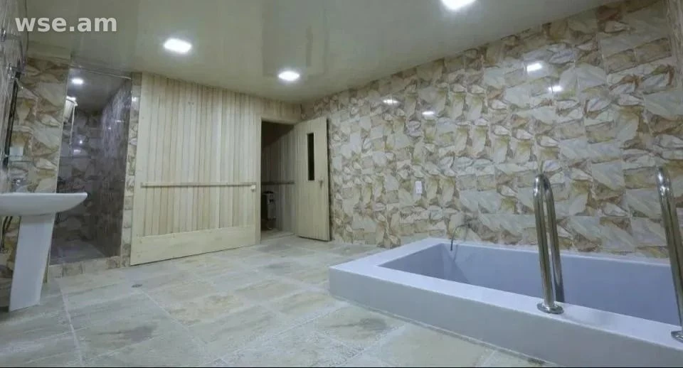 4-room house, 360 m², 4-storeyed, Grigor Magistros street 7