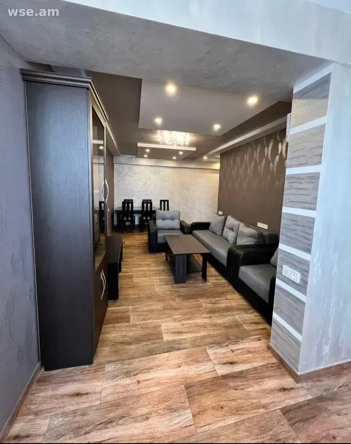 3-комн., 90 м², 6/12 эт., улица Месропа Маштоца