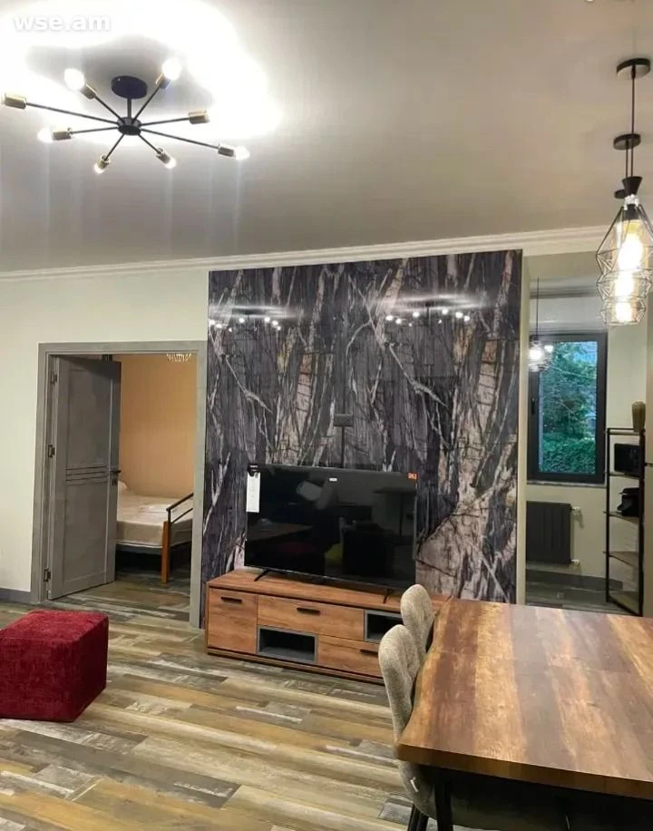 2-комн., 70 м², 1/4 эт., улица Вардананц 24