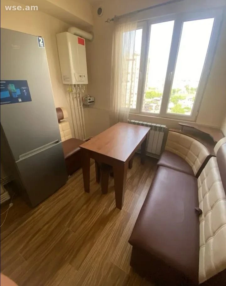 4-комн., 95 м², 7/14 эт., улица Церенца