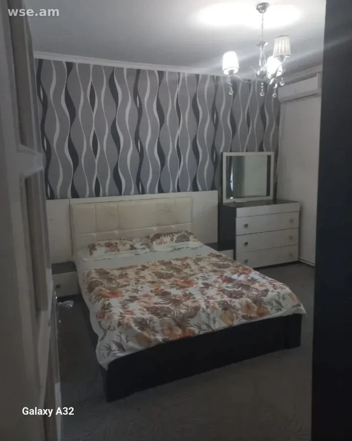 3-комн., 73 м², 1/5 эт., переулок улицы Манташяна