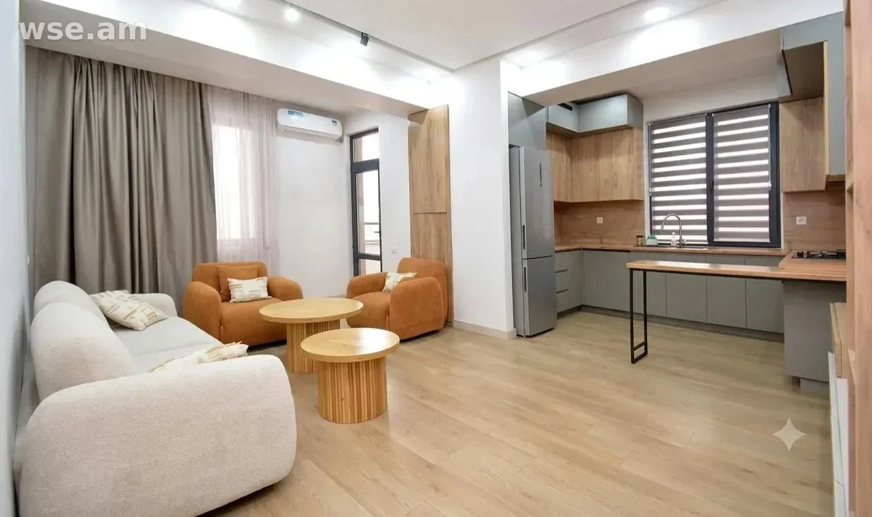 3-комн., 80 м², 5/14 эт., улица Никогаоса Адонца 19/8