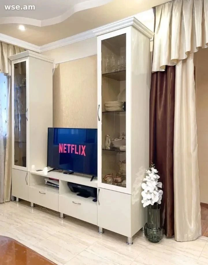 3-комн., 60 м², 3/5 эт., улица Ширака 1