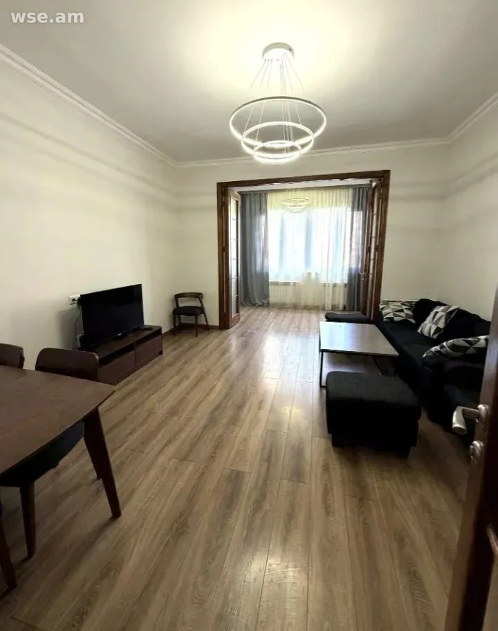 2-комн., 70 м², 4/4 эт., улица Никогайоса Тиграняна 10
