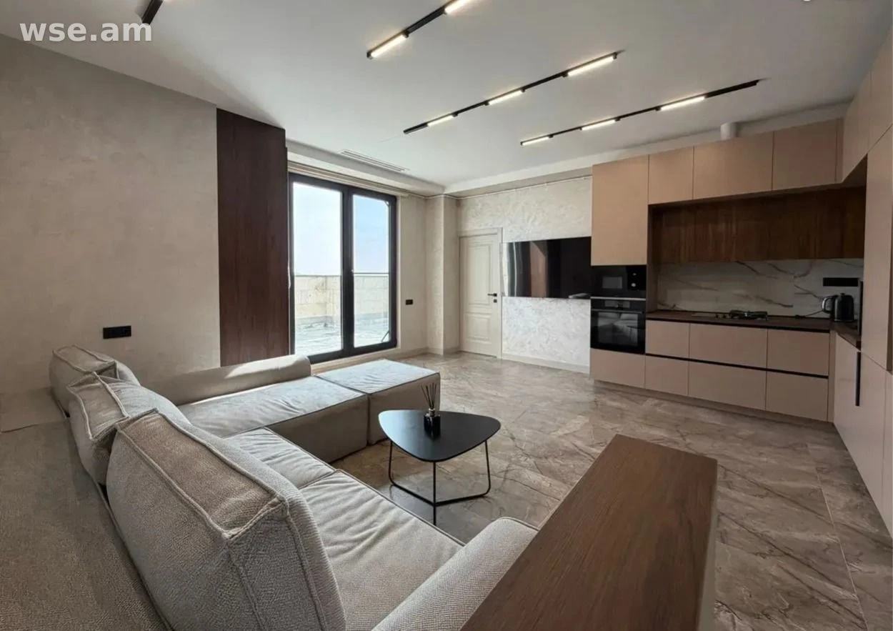 4-комн., 130 м², 17/17 эт., улица Давита Анхахта 14/4