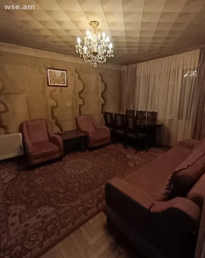 3-комн., 80 м², 8/9 эт., улица Алма-Аты 7/2